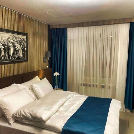 Nani City Hotel Zurich Luaran gambar
