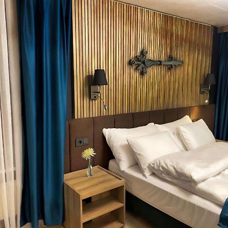 Nani City Hotel Zurich Luaran gambar