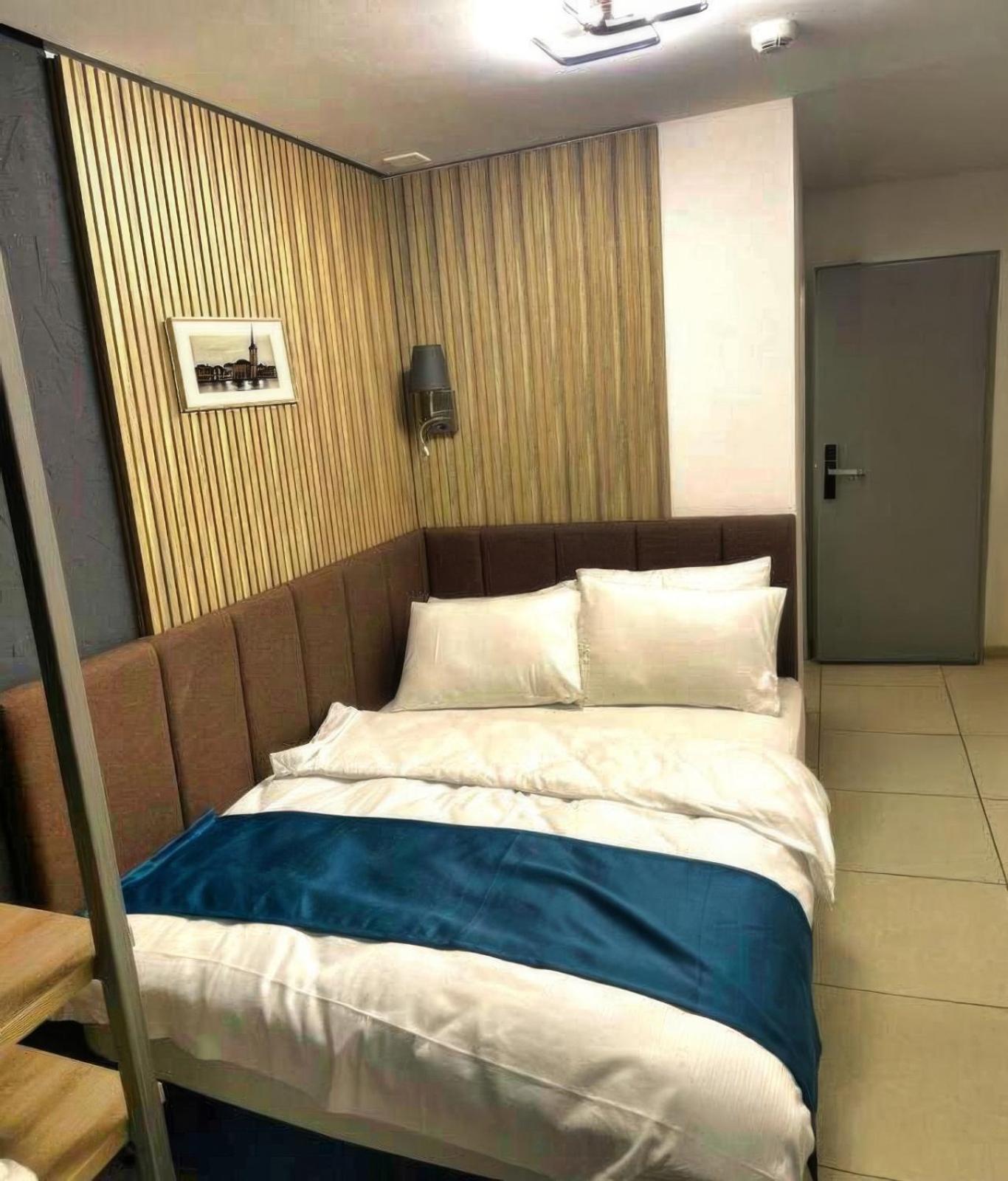 Nani City Hotel Zurich Luaran gambar