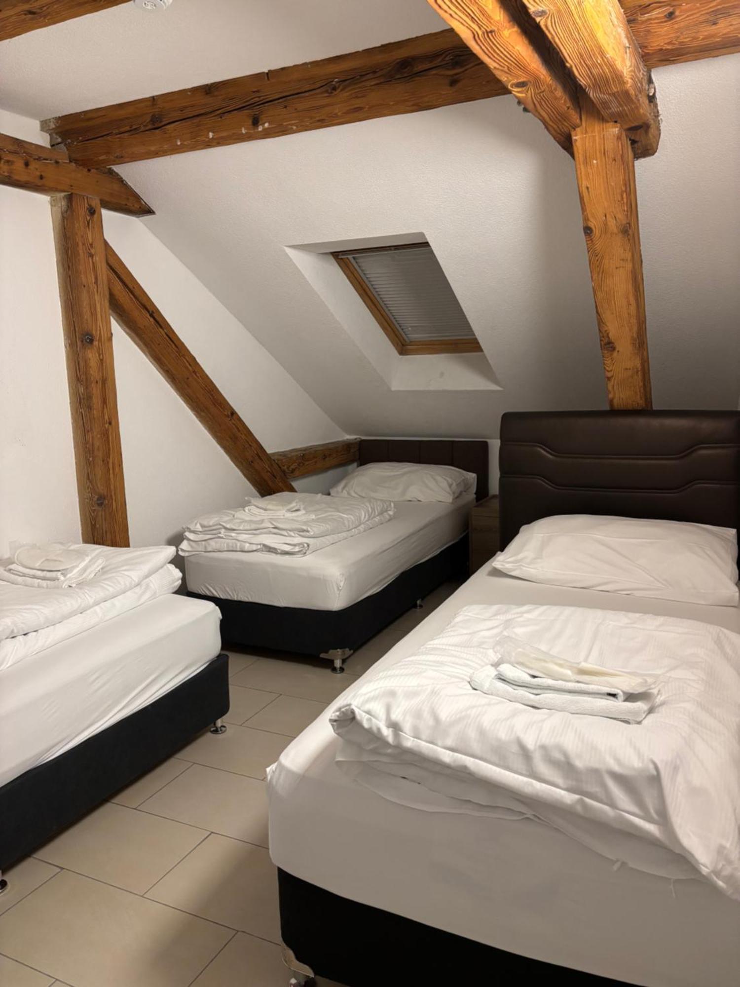Nani City Hotel Zurich Luaran gambar