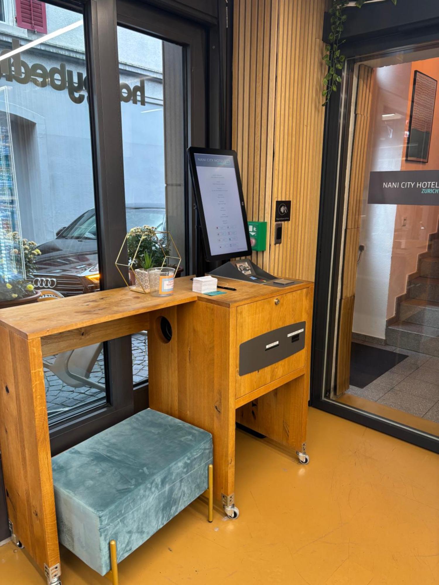 Nani City Hotel Zurich Luaran gambar